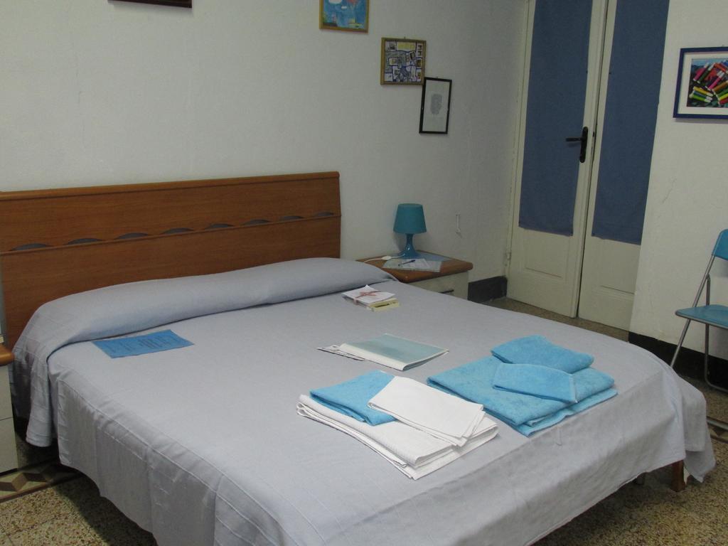 Guest House Erika La Spezia Zimmer foto